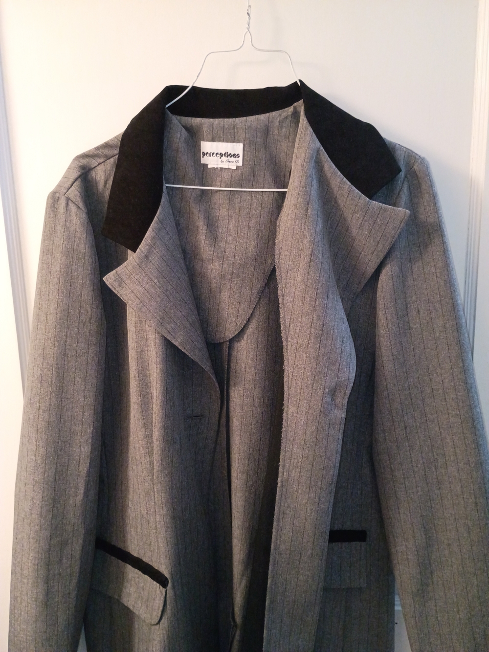 Perceptions by Jeanie Gray Pinstripe Blazer with Black Collar